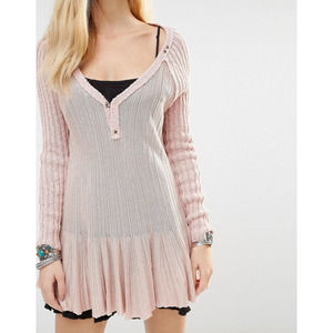 Free People Tunic Top XS Light Pink Ribbed Knit Ribs And Ruffles Long Sleeve